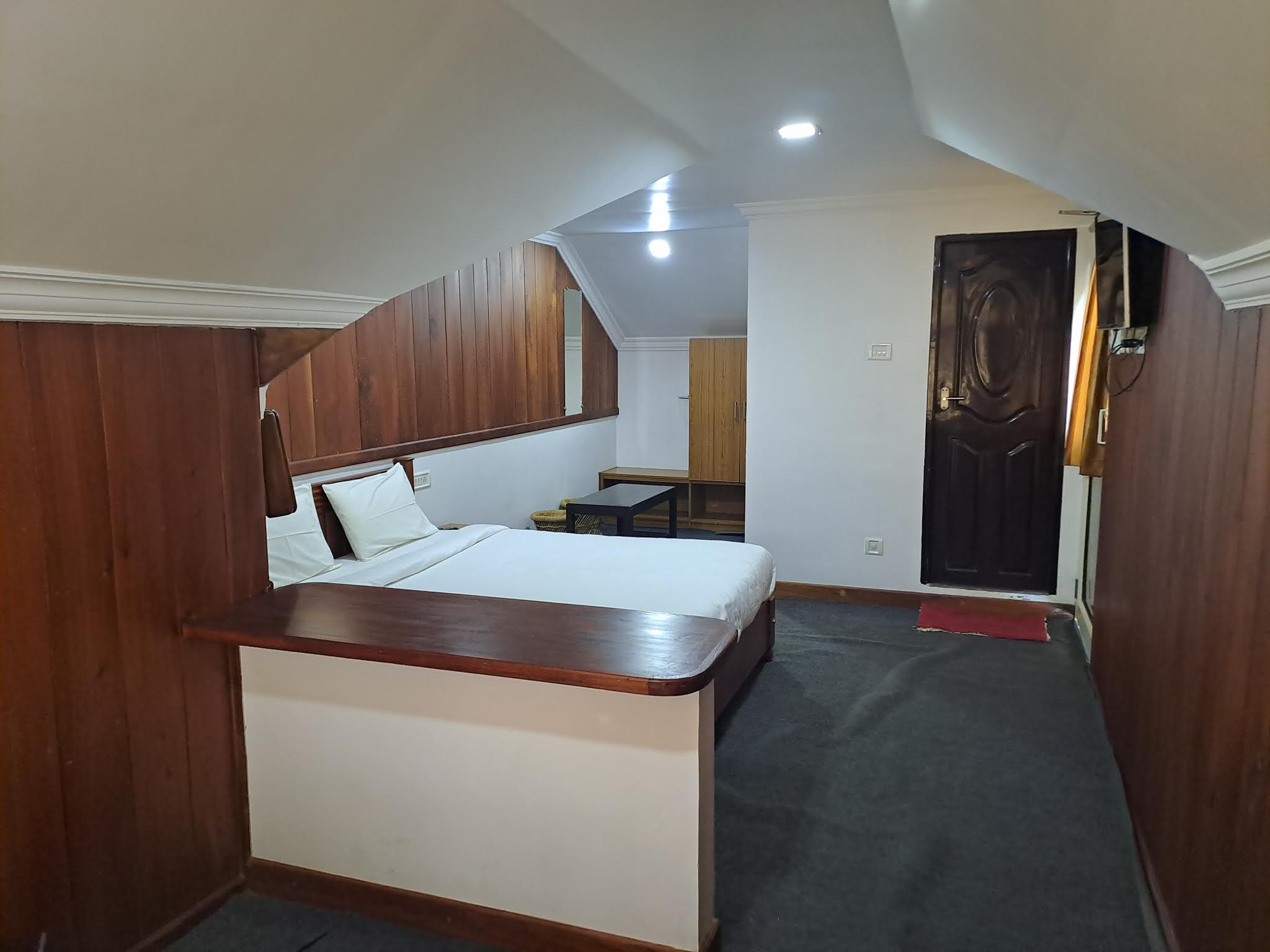 Room Partition and Wardrobe